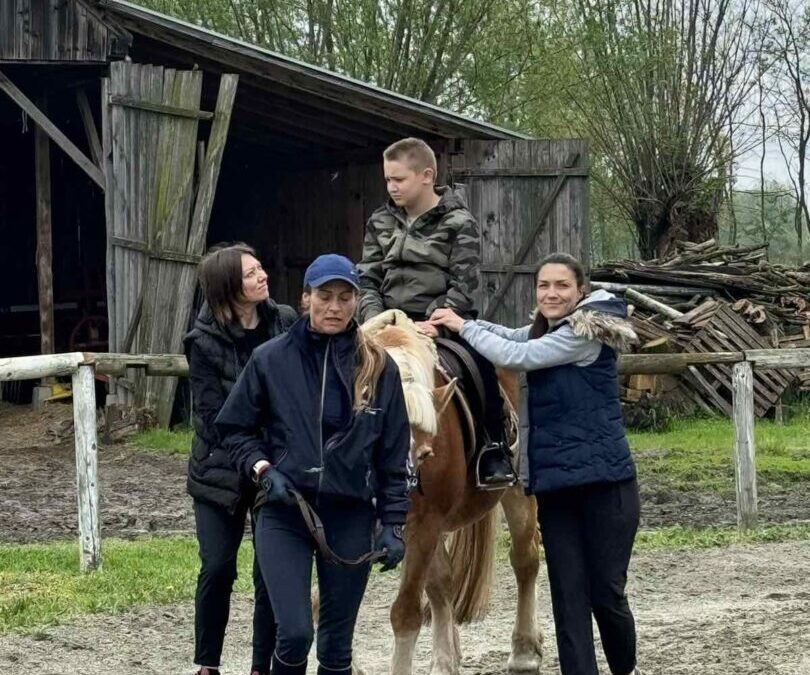 Terapijsko jahanje u Peterancu